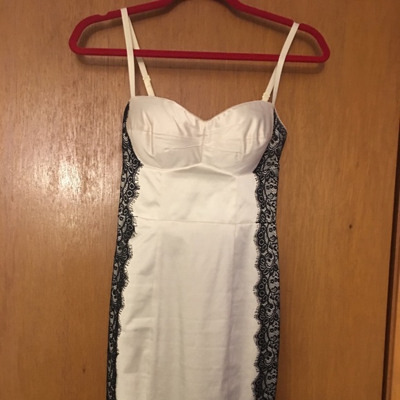 Guess dress🌻 - Picture 5 of 7